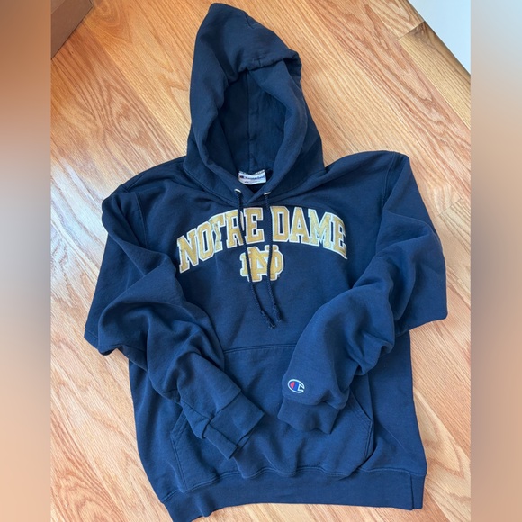 Champion Tops - Champion Notre Dame Fighting Irish Navy Hoodie Unisex Size Small